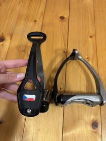 Acavallo Opera třmeny