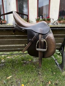 sedlo Henri de Rivel – HDR Pro Senior Event, 17,5