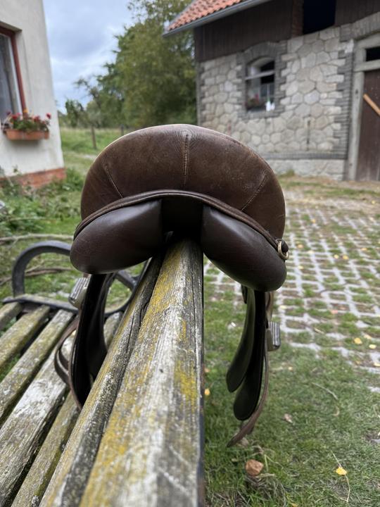 sedlo Henri de Rivel – HDR Pro Senior Event, 17,5