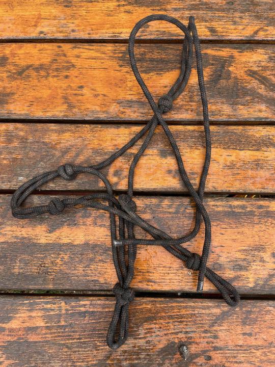 HKM provazová ohlávka