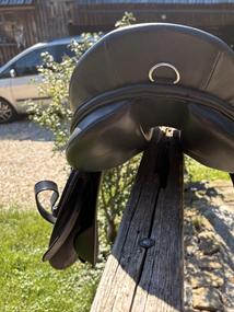 Anglické sedlo Fouganza