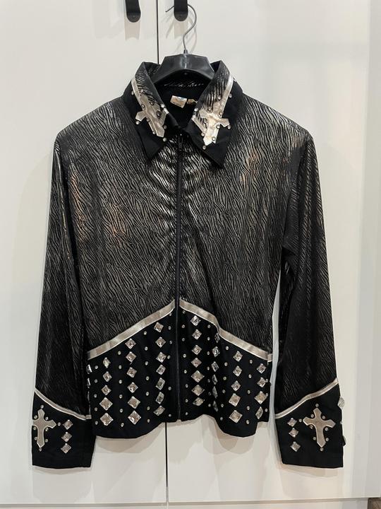 Závodní zdobená halenka