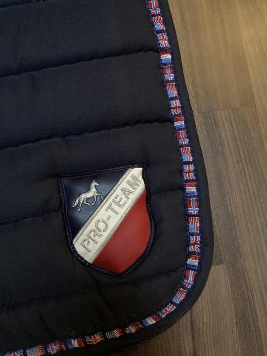 Set - podsedlová dečka a čabraka