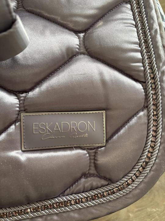 Eskadron sada silk purple