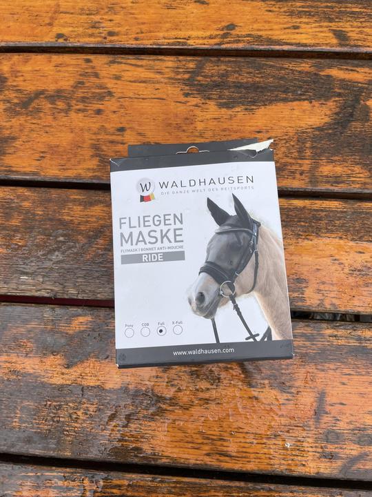 Waldhausen jezdecká maska