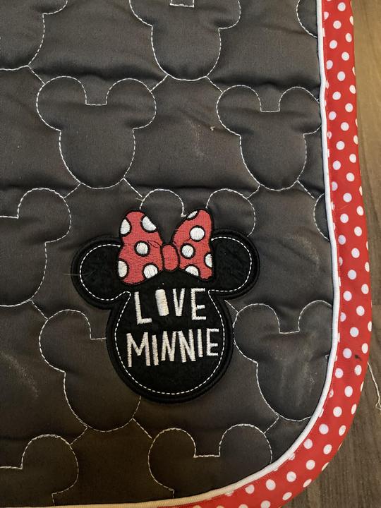 Minnie podsedlová dečka