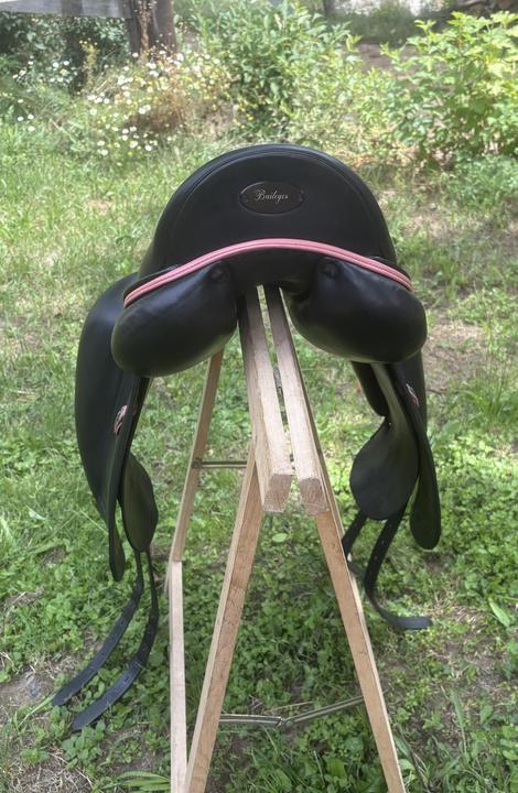 Amerigo drezurní sedlo