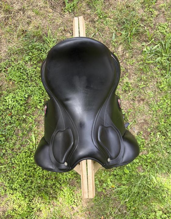 Amerigo drezurní sedlo