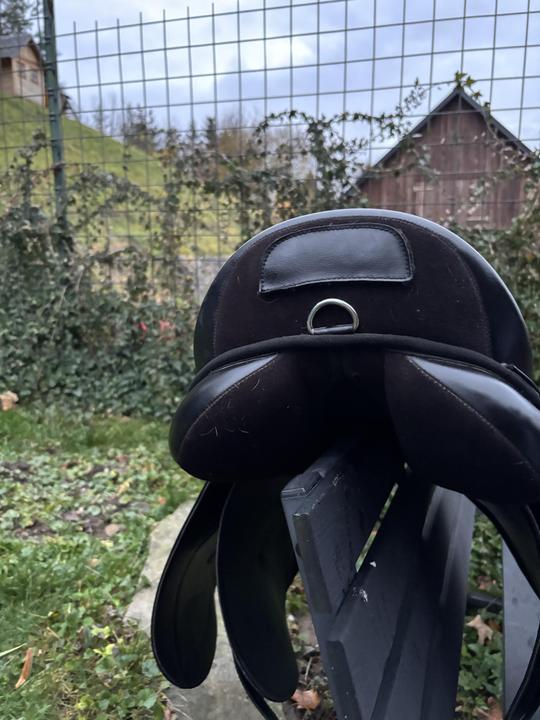 Univerzální sedlo Norton Rexine EVOL