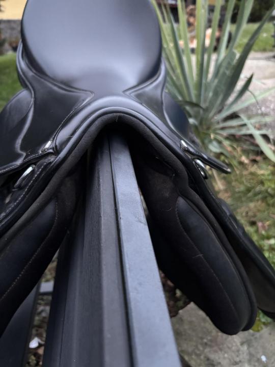 Univerzální sedlo Norton Rexine EVOL