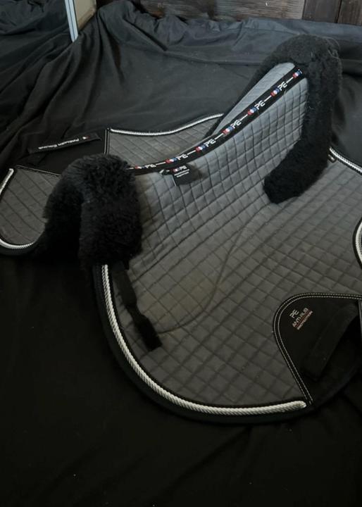 Premier Equine