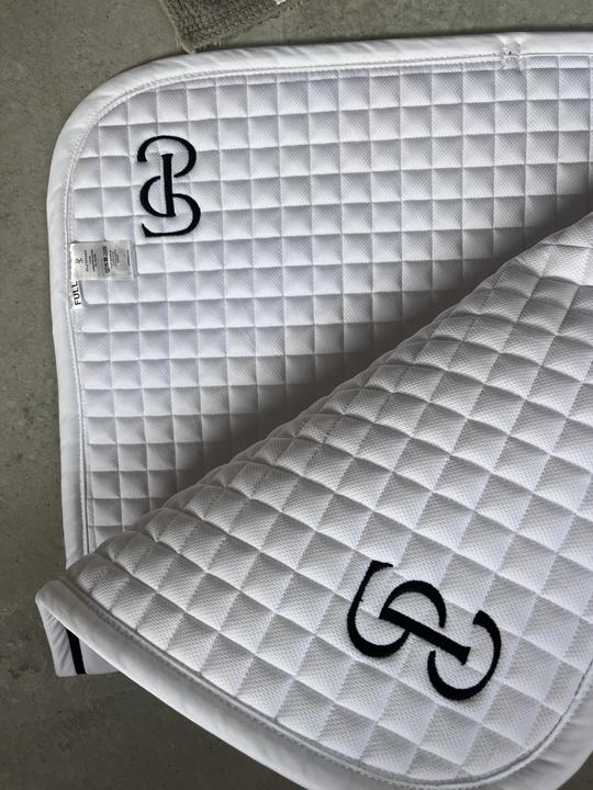 Nova podsedlová dečka