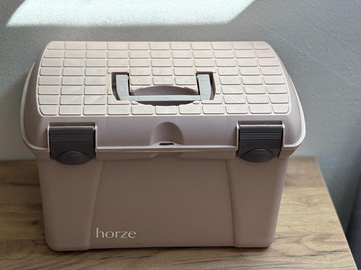 Box na čištění Horze