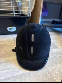 jezdecká helma HKM