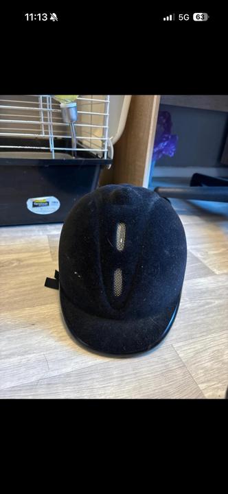 jezdecká helma HKM