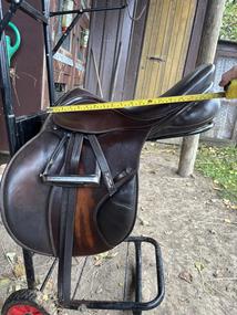 Skokové sedlo Jan hauzr