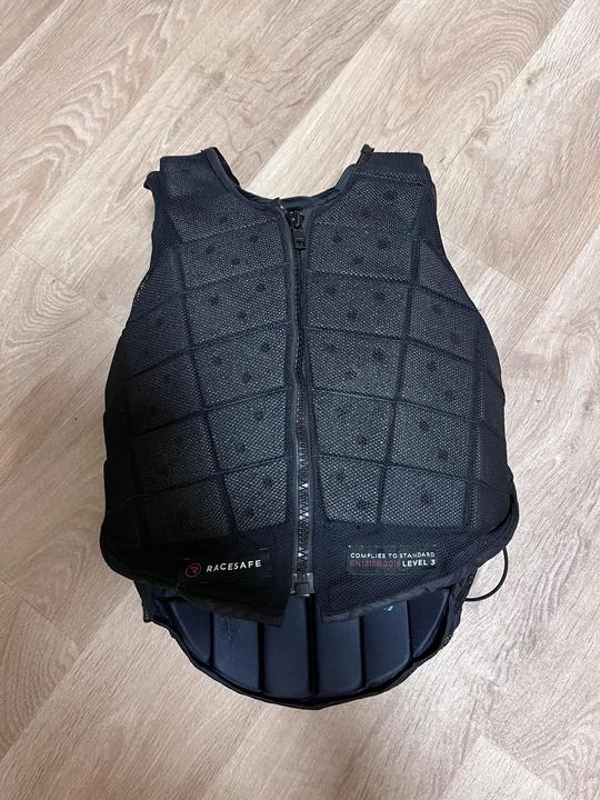 Bezpečnostní vesta Racesafe