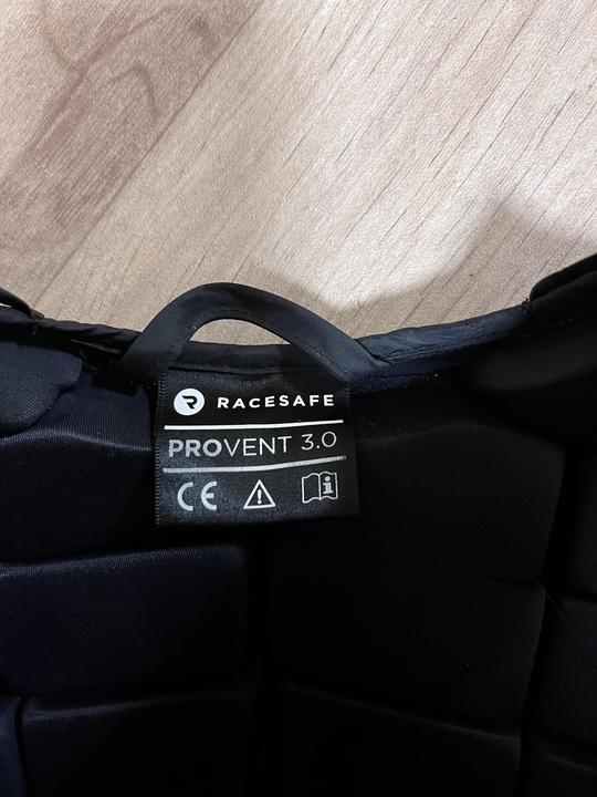 Bezpečnostní vesta Racesafe