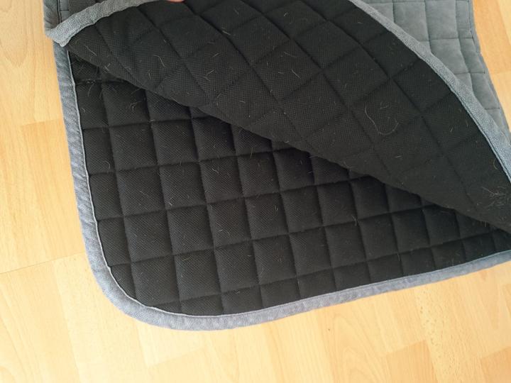 Waldhausen sada šedá drezurní