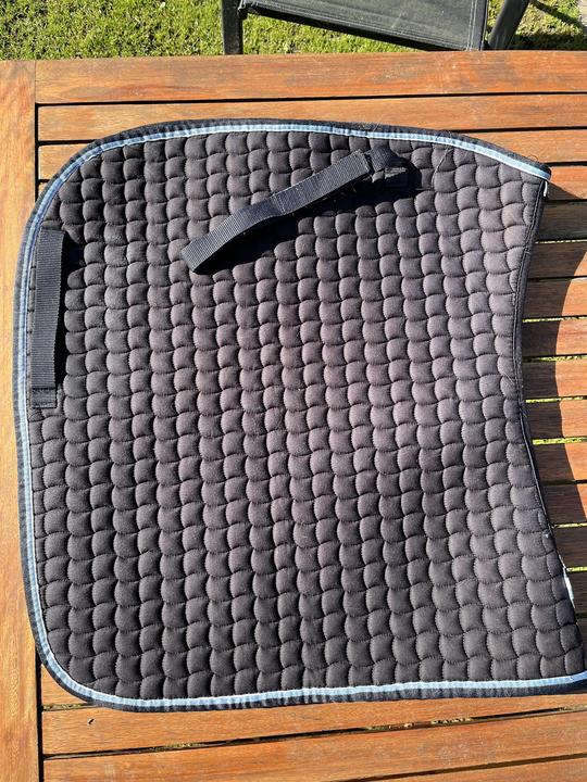 Eskadron Dl black